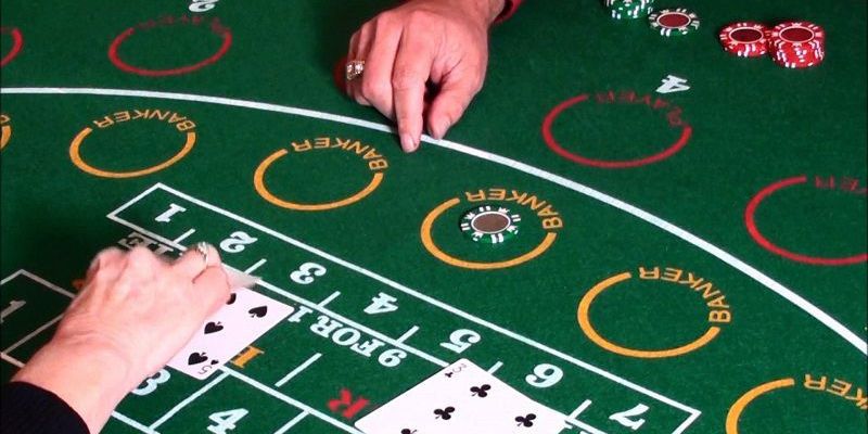 Bật mí phương pháp chơi Baccarat trực tuyến siêu uy tín